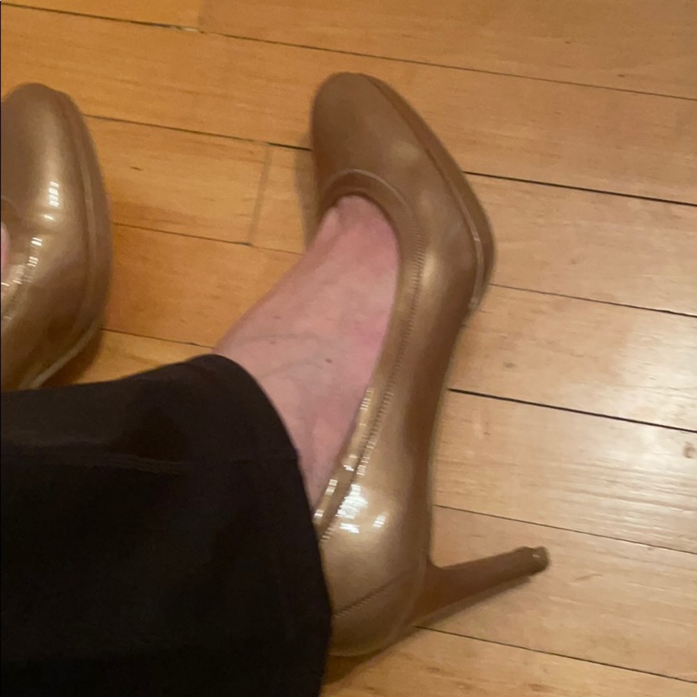 Beautiful Stewart Weitzman pumps